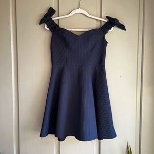 💙2/$30 EUC Topshop Blue Textured Dress